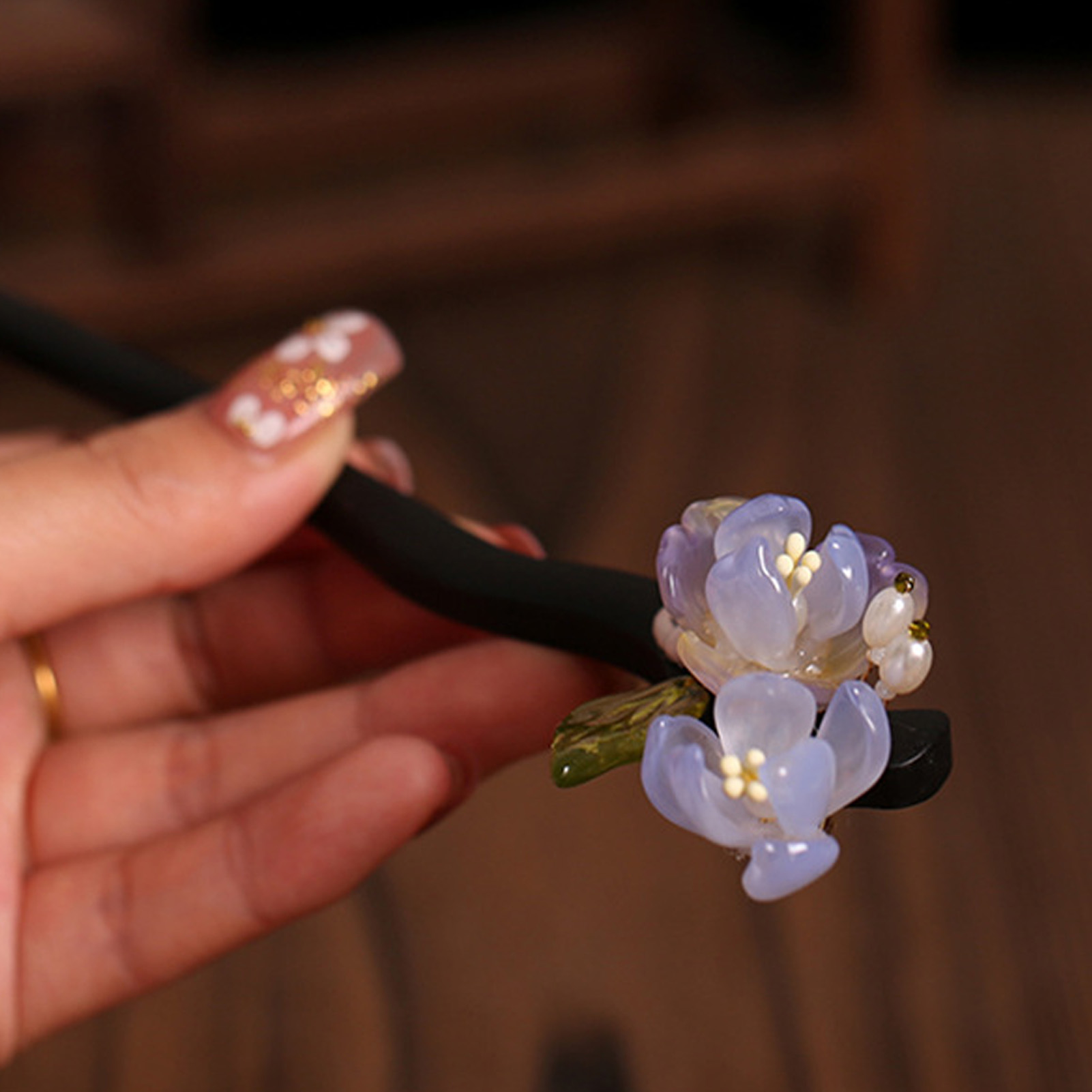 Vintage Wooden Flower Hairpin  – Old Fashioned Glass Bewertung und Preis
